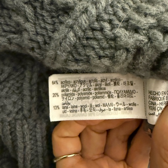 NWOT Zara Distressed Gold Metallic and Gray Cable Knit Sweater - Picture 6 of 6